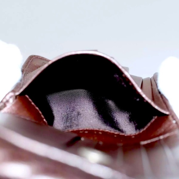 EUC [Bally] Luxury Brown Leather Bi-Fold Wallet, Button Close, Men’s or Women’s - Picture 6 of 10